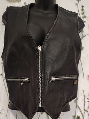 Vintage Harley-Davidson Women's Leather Vest Braided Trim Embossed Back Black